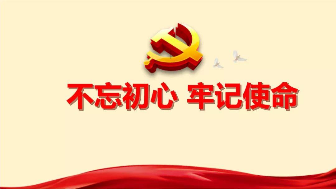 八个月大的儿子到处爬，爸爸又高兴又担忧，还好没有阻止他！